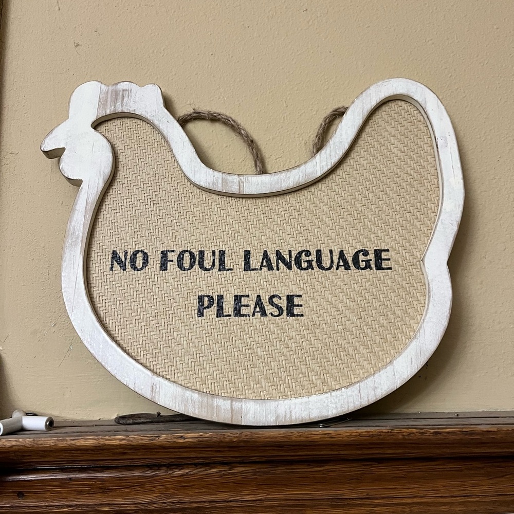 NWT Home decor sign for your chicken lover!